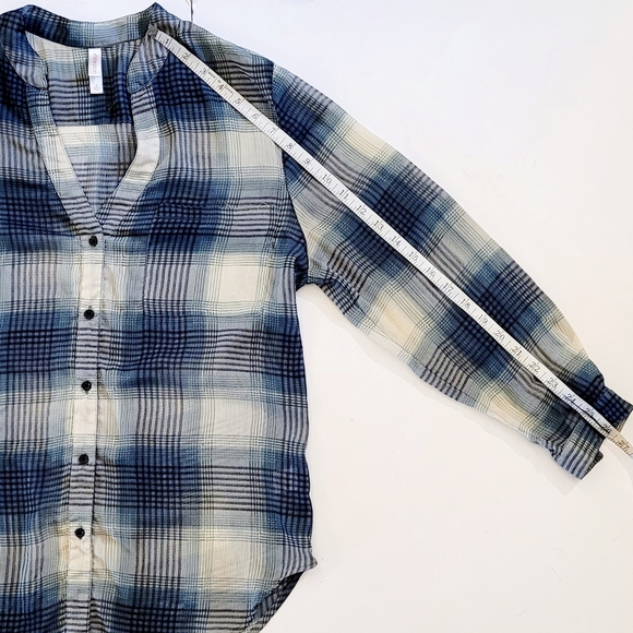 Sheer plaid longsleeve - Picture 7 of 12